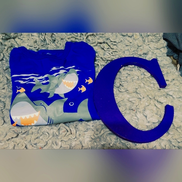 The Children's Place Shark Long Sleeved T-shirt - Picture 1 of 6